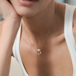 Collier pendentif en zircon blanc, forme goutte d'eau, serti clos, pour usage quotidien et soirées, chaîne de clavicule en acier inoxydable - Product Image 3