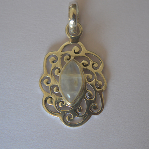 Vente en gros de pendentifs en argent sterling 925 avec pierres précieuses simples, styles classiques - Product Image 1