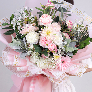 Pellicola di plastica Fiore di Carta Da Imballaggio <span class=keywords><strong>con</strong></span> Golden <span class=keywords><strong>Lettera</strong></span> Stampata per il Confezionamento di Bouquet di <span class=keywords><strong>Fiori</strong></span> - Product Image 6