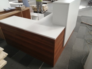 Современная роскошная стойка ресепшн KALN из МДФ со светодиодной подсветкой, офисная мебель, стойка администратора для офиса или бизнеса - Product Image 4