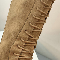 Sepatu Boots Kulit Sapi Asli OEM ODM Logo Kustom untuk Wanita, Warna Khaki, Ujung Bulat, Hak Tebal, Model Kasual