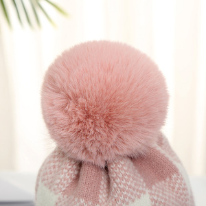 M 0369 dames automne hiver chapeaux Simple plaid tricot chapeau coréen capuche épaisse laine chaude acrylique pom pom bonnet - Product Image 5