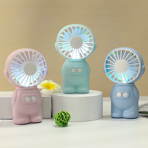 Astronaut Style Desktop Mini Fan 6.9 In Usb <b>Rechargeable</b> Portable Dormitory Student Fan With <b>Night</b> <b>Light</b> Silent Operation - Product Image 3