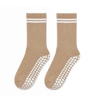 Chaussettes de Pilates personnalisées antidérapantes, chaussettes de yoga antidérapantes avec grip en silicone, logo personnalisé, OEM, faible MOQ, fabrication en usine