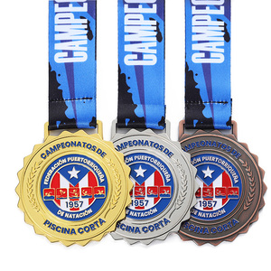 Medaglia Sportiva Personalizzata in Oro, Argento e Bronzo con Logo in Smalto Morbido e Scritta in Spagnolo, con Nastro Promozionale - Product Image 3