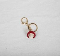 Porte-clés mignon en crochet fait main en peluche, design de dessin animé portable, pendentif amusant en forme de champignon pour sac à dos