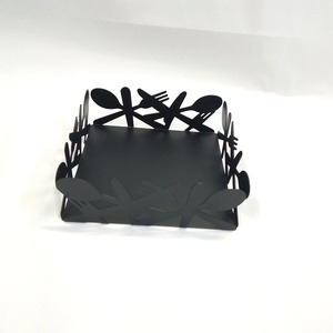 Art Table 2021 New Design Iron Cast Line Art Bar Decoration Napkin Rack Dining Table Napkin Holder Designs