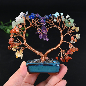 Arbres en cristal de pierre naturelle en gros, artisanat en forme de cœur, gravier de cristal, arbre à monnaie pour la décoration intérieure - Product Image 1