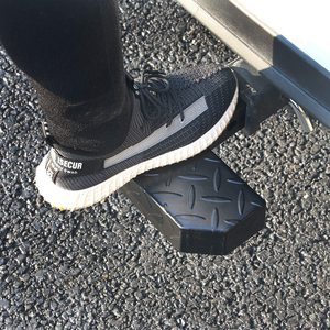 Rear Boarding Short <b>Step</b> For Pickup Truck And Van Iron Auxiliary Entry <b>Step</b> With Diamond Plate Surface - Product Image 4