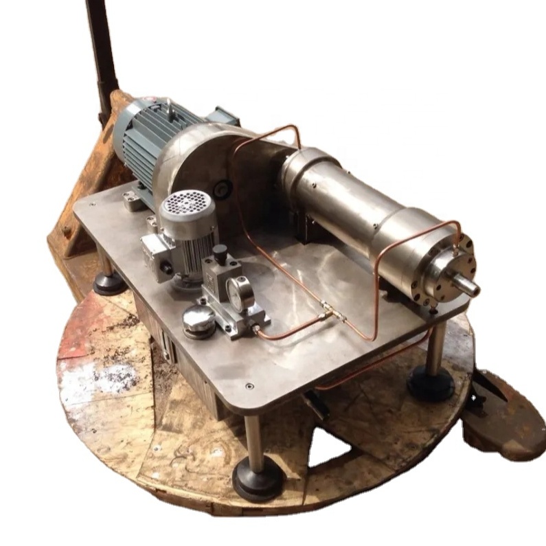 Самая маленькая центрифуга-декантер