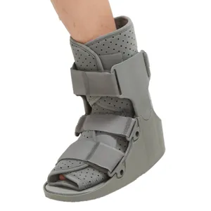 รองเท้าบู้ททางการแพทย์สำหรับการแตกหักหลังการเดินการแตกหัก
