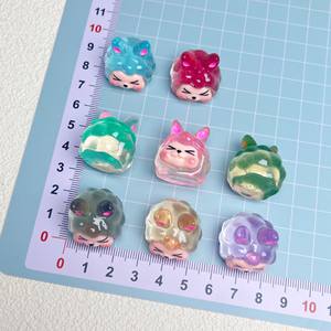 Tridimensional luminoso translúcido cambio Gradual Color Kiki Tide Play Doll DIY acrílico encanto cambio Gradual lindo Animal - Product Image 4