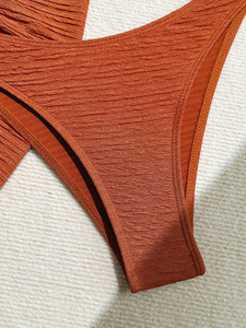 Nouveau 2026 Ensemble bikini 3 pièces sexy pour femme, couleur unie, comprenant un <span class=keywords><strong>haut</strong></span> <span class=keywords><strong>bustier</strong></span>, une jupe <span class=keywords><strong>de</strong></span> plage cache-<span class=keywords><strong>maillot</strong></span> et un <span class=keywords><strong>maillot</strong></span> <span class=keywords><strong>de</strong></span> <span class=keywords><strong>bain</strong></span> bikini à imprimé étoiles et dos nu - Product Image 4