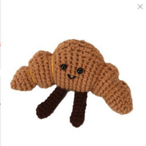 Llavero Portátil de Ganchillo Hecho a Mano con Diseño de Anime, Mini Colgante de Plástico Tejido para Bolsos con Forma de Croissant, Tostada, Vegetal y Nube - Product Image 4