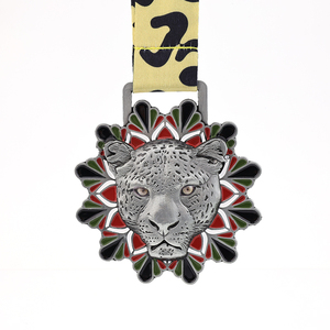 เหรียญกีฬาเคลือบทองพิมพ์ลาย UV แบบนูน 3 มิติ ตามสั่ง สำหรับการแข่งขันวิ่งมาราธอน วิ่งเทรล วิ่งเสมือนจริง และเหรียญแบบระเหิดสี - Product Image 4