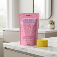 Tampons nettoyants à l'acide kojique et au curcuma, marque privée, tampons exfoliants moussants à la vitamine C pour le visage, pour les taches brunes et un nettoyage en profondeur