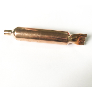 Acumulador de Cobre para Refrigeración SP, Entrada 1/4, Salida de Tres Orificios 1/8, Filtro, Modelo SP1/4*3, Conexión por Soldadura - Product Image 4