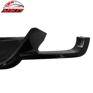 สำหรับรถยนต์โตโยต้า คัมรี่ ปี 2018-2024 รุ่น SE XSE  ดิฟฟิวเซอร์หลังพร้อมไฟ LED - สีดำเงา ชุดแต่งคุณภาพสูง - Product Image 5