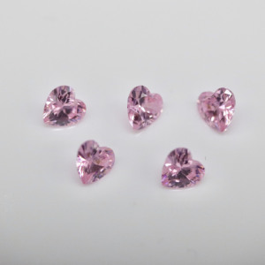 Wuzhou pierre précieuse synthétique de haute qualité zircon coupe coeur zircon couleur rose zircone cubique - Product Image 2