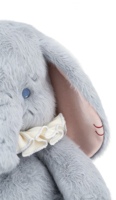 Peluche d'éléphant bébé gris personnalisée et adorable avec des oreilles roses et un col à volants