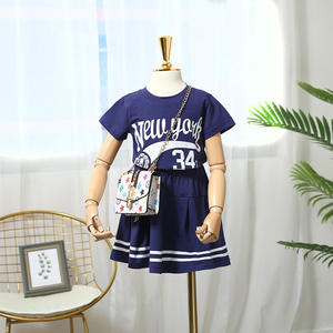 Conjuntos de Ropa para Niñas, Vestidos Casuales de Dos Piezas con Alfabeto Coreano de Manga Corta - Product Image 2