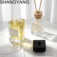 Bouteille diffuseur carrée en verre lisse de haute qualité 40ml 100ml 200ml 250ml avec bouchon en bois et autocollant noir
