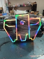 Cabina de DJ con Mesa de Mezclas Led y Logo Personalizado, Barra de Metal para Fiestas y Discotecas