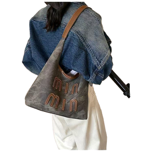 Einzigartige, schöne, modische, wasserdichte Umhängetasche, 2025, neu, lässig, retro, große Kapazität, Damen, einfarbig, vielseitig kombinierbar - Product Image 1