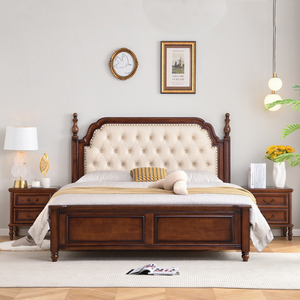 Chambre à coucher <span class=keywords><strong>de</strong></span> style europé<span class=keywords><strong>en</strong></span> du milieu du siècle, livraison rapide, avec <span class=keywords><strong>lit</strong></span> <span class=keywords><strong>en</strong></span> <span class=keywords><strong>bois</strong></span> massif fait main et <span class=keywords><strong>tête</strong></span> <span class=keywords><strong>de</strong></span> <span class=keywords><strong>lit</strong></span> <span class=keywords><strong>en</strong></span> cuir souple - Product Image 2