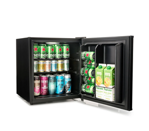 Mini-réfrigérateur noir SUBCOLD 48L 60L, porte simple avec serrure, finition mate, prise britannique standard, en stock, livraison rapide, économe en énergie - Product Image 2
