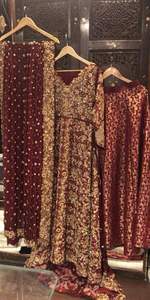 Tenue de mariée de luxe Kurta & Lehenga |   Broderie lourde Zardozi artisanale pour les mariages - Product Image 2