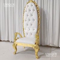 Moderner Luxus-Stil Goldener Königsthron-Stuhl Hochzeitssofa für Braut und Bräutigam für Hotelhalle Außenbereich