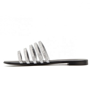 Sandales plates de luxe avec strass pour femmes, chaussures saisonnières à la mode, <span class=keywords><strong>2020</strong></span> - Product Image 1