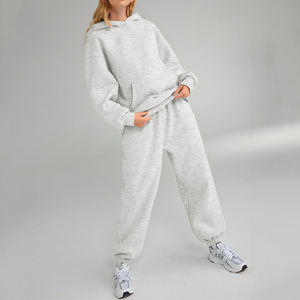 Ensembles de vêtements de sport pour femmes OEM, deux pièces, sweat-shirt à capuche et pantalon de <span class=keywords><strong>jogging</strong></span>, style décontracté, survêtement pour la course à pied en plein air, fitness, grande taille - Product Image 5