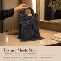 Sac à bandoulière en crochet fait main style défilé 2026 avec pompon extra long, design haut de gamme, tendance et portable pour soirée