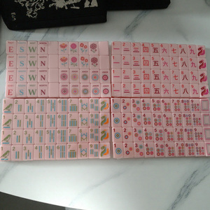 Juego de Mahjong Americano de Acrílico con Colores y Tamaños Personalizados, 160 Fichas, Impresión de Arte Completo en 4 Capas, Directo de Fábrica - Product Image 2