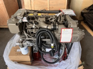 Nouveau moteur marin Yuchai YC12VC, 4 temps, haute puissance, 1800-2200 ch, 1200-1500 tr/min - Product Image 1