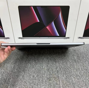 MacBook Pro de 13.3 pulgadas 2017 A1706 usado, portátil con Intel Core i5 de 7ª generación, 8GB de RAM, 512GB de SSD, Touch Bar, pantalla Retina de 13.3 pulgadas. - Product Image 6