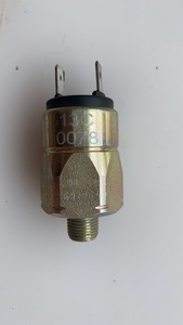Interrupteur de pression compatible Liugong 13C0078 pour pelle et chargeuse sur pneus - Product Image 6