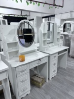 Ensemble coiffeuse de rangement design européen, table de maquillage d'angle blanche avec miroir LED sur pied pour mobilier de chambre d'hôtel