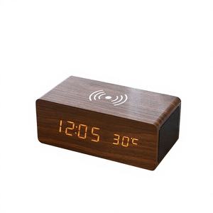 Yaratıcı Çok Fonksiyonlu Kablosuz Şarj Hoparlörü Ahşap Saat 24 Saat Göstergesi Aylık Ekran Elektronik Çalar Saat - Product Image 1
