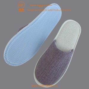 Vendita Diretta dalla Fabbrica, Pantofole Monouso in Cotone Ispessito Antiscivolo, Logo a V, Confezione da 100 Paia per Hotel e Saloni di Bellezza - Product Image 4