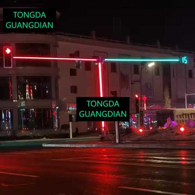 Tongda Smart City Roadway Signal Strip Synchronous Traffic Light System Red Yellow Green LED Traffic Light Strip