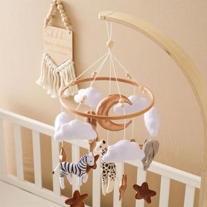 Mobile musical en bois fait main pour berceau, style bohème moderne pour bébé - Unisexe - Product Image 5