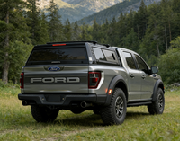 Ford F-150 5.5 ft Çelik Katlanır Bagaj Kapağı, Ray Altı Kapak, Tenteli Kapak, Tonneau Kapak ve Kamyon Üstü Kapak ile birlikte