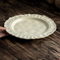 Plateau en céramique blanc crème de style vintage sous glaçure Technique bord fleur assiette plate chargeur mariage Dessert pâtes plats ensemble
