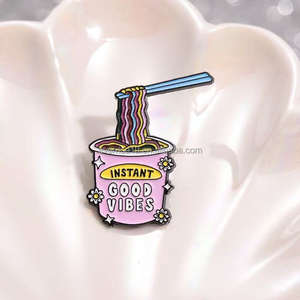 Amusant laboratoire scientifique bécher mignon broche dessin animé molécule chimique conception alliage broche moulage sous pression Technique polyvalent tenue accessoire - Product Image 3