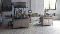 Ligne de production de machines de remplissage et d'embouteillage automatiques 3 en 1 pour bouteilles en plastique d'eau minérale pure, prix d'usine