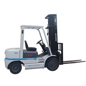 Chariot élévateur diesel TCM Mini 3 tonnes d'occasion japonais TCM FD30 - Product Image 1