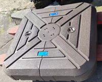 Base de sombrilla portátil cuadrada de plástico HDPE duradero de 130 kg para patio, rellenable con agua o arena, para parasol de mercado, venta al por mayor